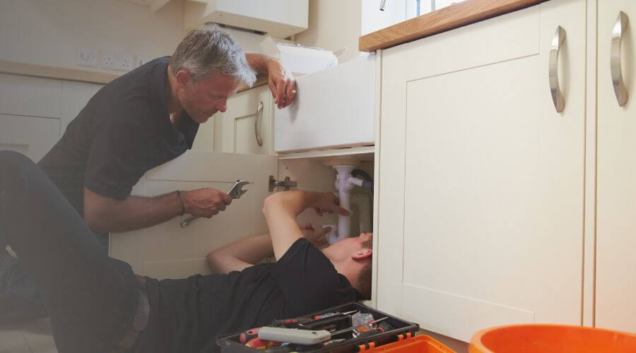 Local annual plumbing maintenance in Windom, TX
